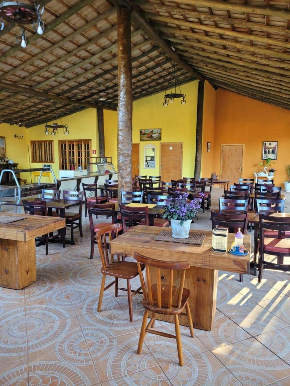 Pousada Vovo Bela Santo Antonio de Posse Buitenkant foto